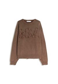 Brun stickad tröja med rund halsringning, långa ärmar och broderade siffrorna "68" och "4" i ett kontrasterande stygn på framsidan.