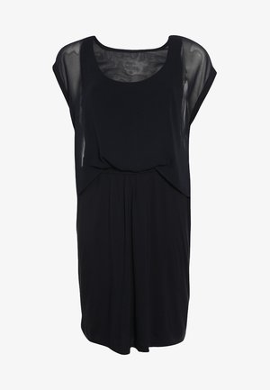 Robe noire avec un col rond et des manches courtes en voile. Présente une coupe ample et un détail froncé à la taille, fabriquée en tissu léger.