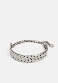 Izbrano, silver-coloured