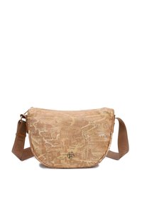 Borsa a tracolla marrone, con texture e stampa di una mappa storica, silhouette curva, tracolla regolabile e dettagli in metallo dorato.