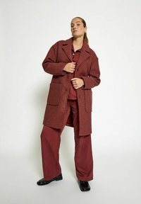 Desires Cappotto corto - apple butter brown