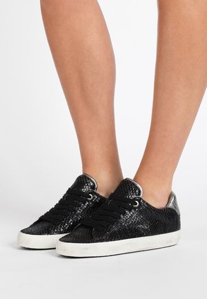 Sneaker low - black