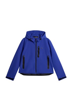 Blaue Softshell-Jacke mit Kapuze, Reißverschluss vorne und drei Reißverschlusstaschen. Mit schwarzen Akzenten und tailliertem Schnitt.