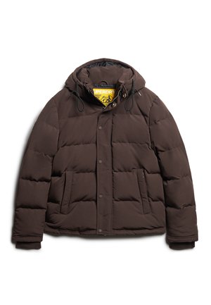 Braune Puffjacke mit Kapuze, aus gestepptem Stoff. Verfügt über Fronttaschen, Druckknopfverschluss und verstellbare Kordelzüge. Gefüttertes Innenfutter.