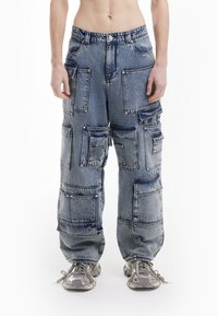 FAVELA MULTIPOCKET UNISEX - Loose-jeans - blue washed
