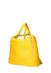 Geel leren handtas met een gestructureerd oppervlak, dubbele handvatten aan de bovenkant en zilveren ritsen aan elke kant. Heeft een ronde vorm en een platte basis.