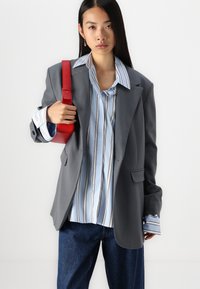 Malina CLASSIC  - Nööpidega pluus - blue