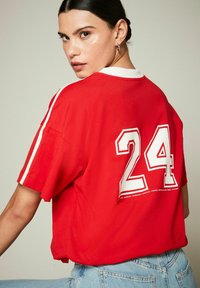 Next Tricou cu imprimeu - red
