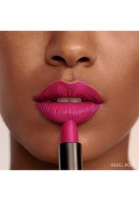 Bobbi Brown LUXE MATTE LIP COLOR - Rouge à lèvres - rebel rose