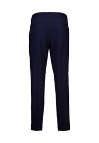 Pantalons ajustés bleu marine avec une texture lisse, coupe slim et deux poches arrière. Présente une ceinture à la taille et un design de jambe fuselée.