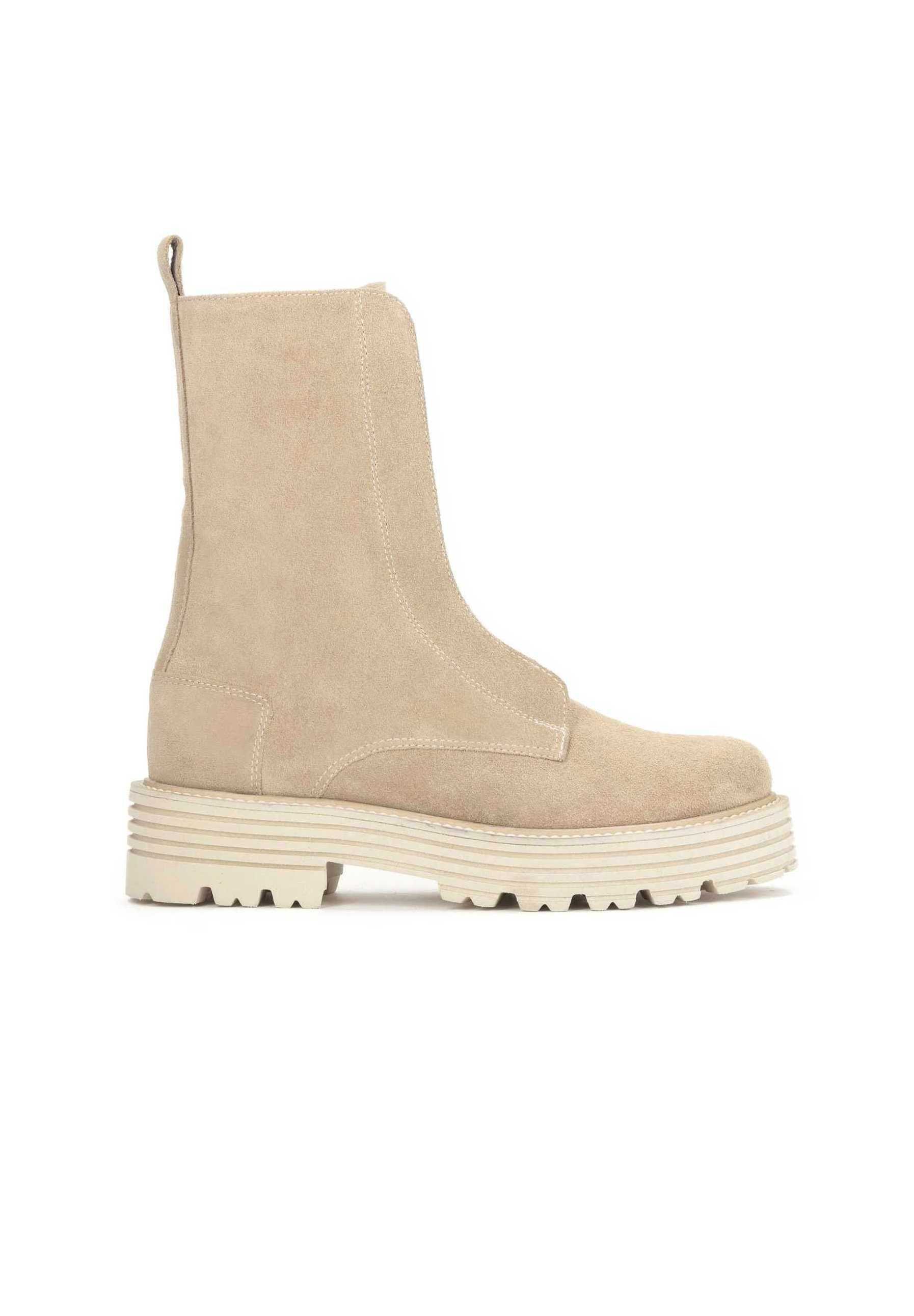 Botines beige con cordones y hebilla - Botas de Mujer