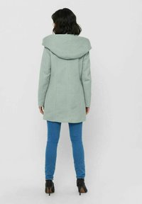 ONLY ONLSEDONA LIGHT COAT - Kurzmantel - chinois green