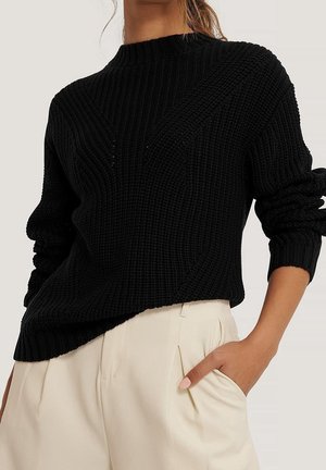Pullover - black