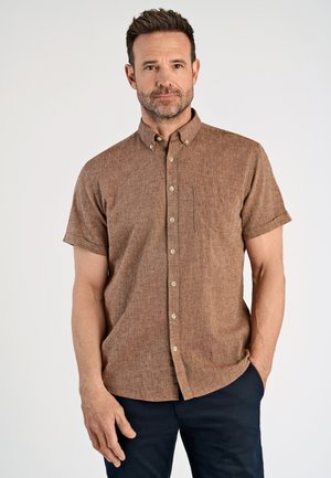 Korte mouwen overhemd in bruin, met een gestructureerd patroon en een borstzak. Afgewerkt met lichte knopen en een kraag.