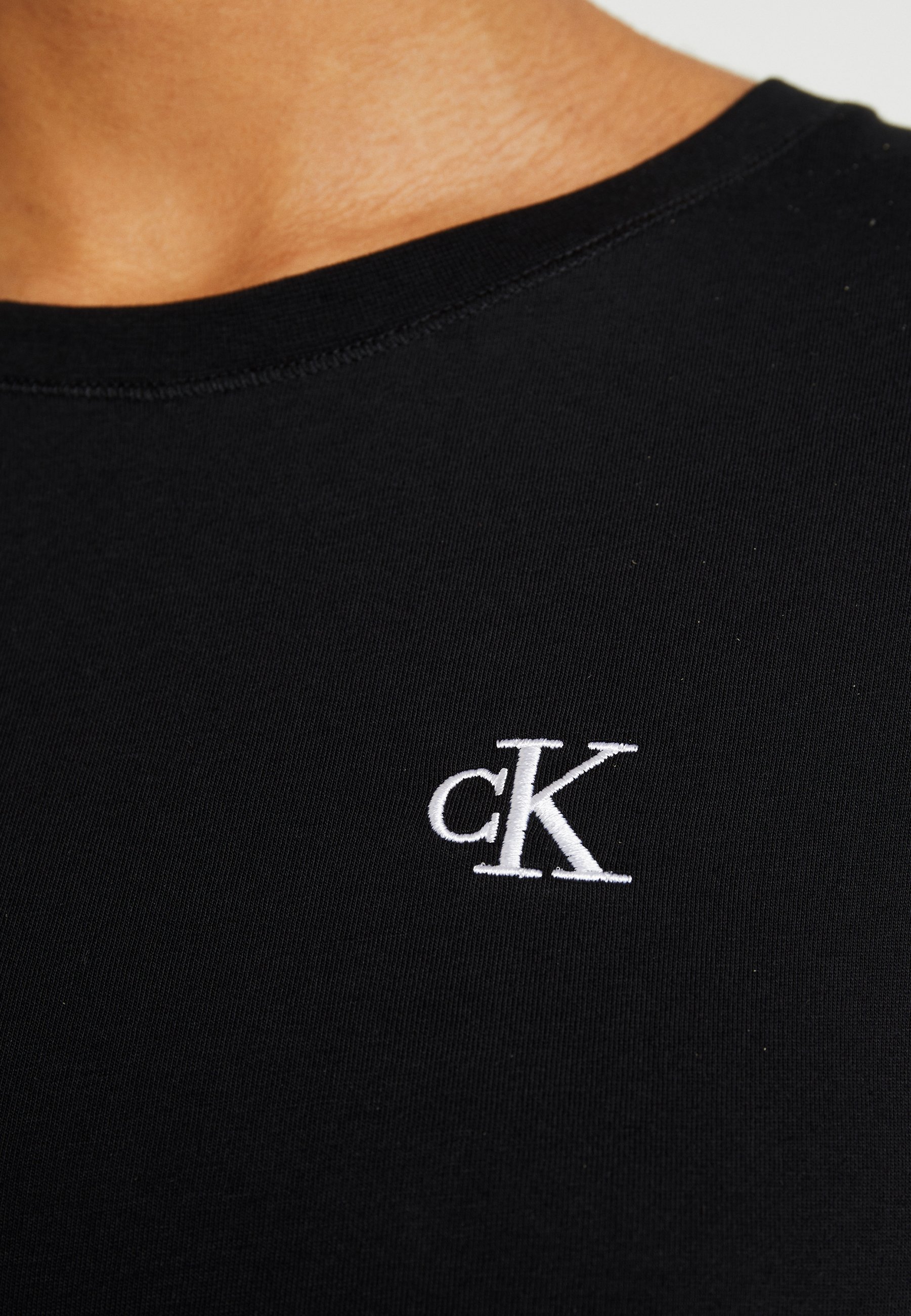 Calvin Klein Jeans EMBROIDERY SLIM TEE 