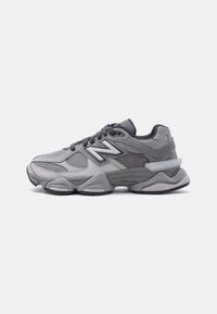 Неизбран, slate grey/harbor grey