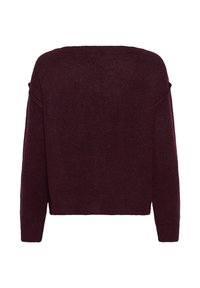 Burgundy striktrøje med løs pasform, bred halsudskæring og sænkede skuldre. Blød tekstur, cropped længde og ribbede manchetter.