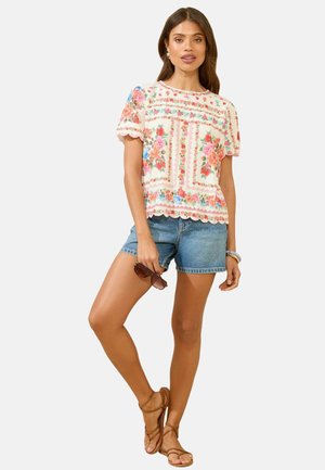 Lipsy REGULAR FIT - PRINTED  - Trükipildiga T-särk - white