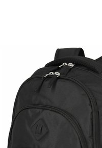 Schwarzer Rucksack aus strapazierfähigem Nylon, mit glatter Oberfläche, zwei Reißverschlusstaschen und einem Diamant-Logo auf der Vorderseite.