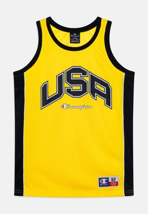Canottiera da basket gialla con pannelli laterali neri, con la scritta "USA" in bold nero e il logo "Champion" in bianco. Tessuto a rete, design senza maniche.