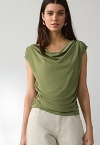 Non selezionato, sage green