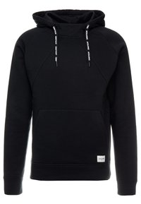 Sudadera negra hecha de una tela suave, con capucha ajustable, bolsillo frontal y puños de canalé. Diseño simple con una etiqueta de marca sutil.