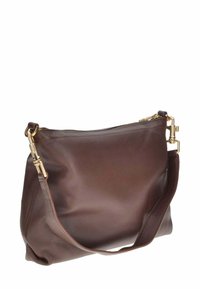 Borsa a spalla in pelle marrone con finitura testurizzata, dotata di chiusura con zip e metalleria color oro. Inclusa una tracolla regolabile.