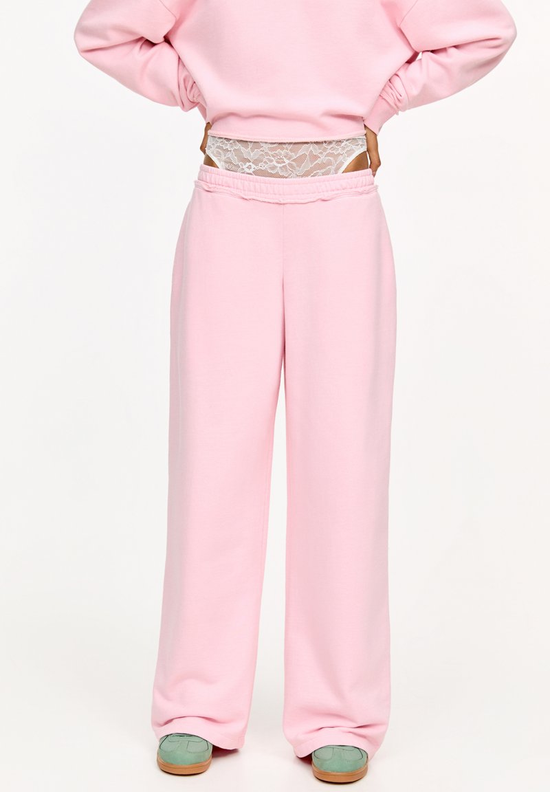 PULL&BEAR - WITH FRAYED WAIST  - Jogginghose - pink, Vergrößern