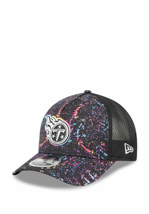 Cap with a black mesh back and front featuring a colorful splatter pattern. Logo patch on the front. Curved brim. Adjustable fit.