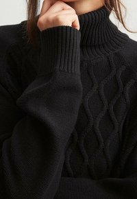 NA-KD Pullover - black