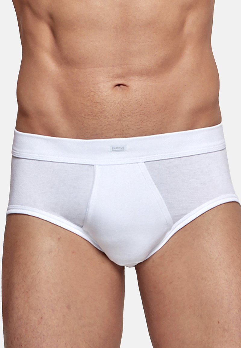 Witte katoenen slips met een elastische tailleband en een aansluitend ontwerp, met een gladde textuur en minimale stiksels aan de voorkant.