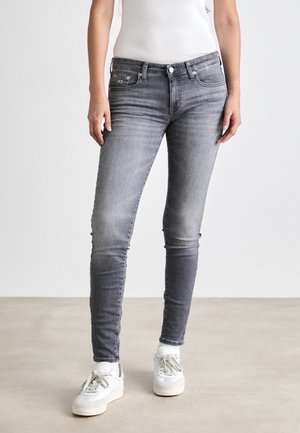 Skinny-Farkut - black denim