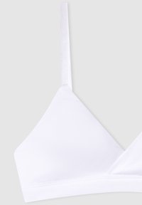 Bralette bianco a forma triangolare, realizzato in tessuto morbido, con spalline sottili regolabili e un design senza cuciture.