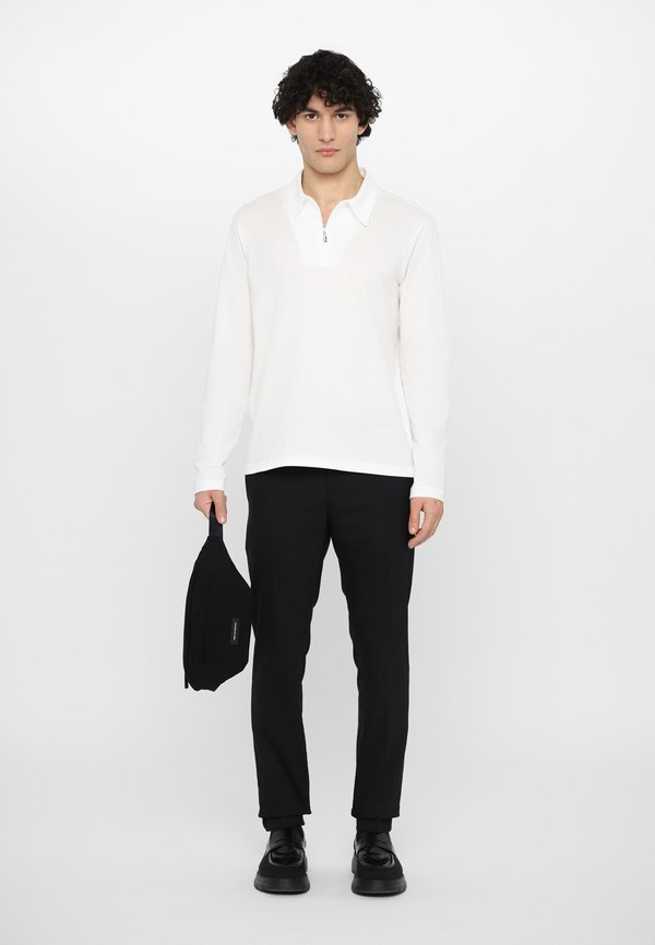 LARON - Long sleeved top4