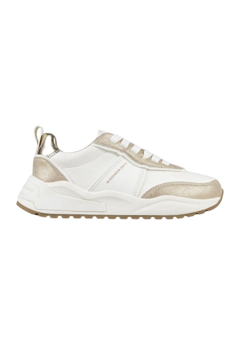 Sneaker bianca con accenti dorati, materiali in pelle e tessuto, lati testurizzati, punta arrotondata e suola in gomma con design a profilo basso.