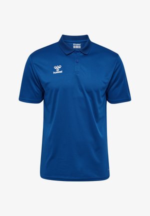 Blå polo skjorta i ett mjukt tyg, med krage, två knappar och en vit logotyp på vänster bröst. Kortsleeves.