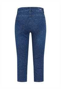 Jeans in denim blu scuro, tagliati alla caviglia, con design a gamba dritta, dotati di due tasche posteriori e di un'etichetta in vita.