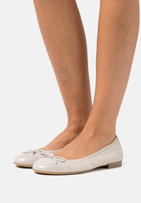 Tamaris Bailarinas - beige