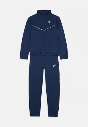 Nike Sportswear, KIDS TRACKSUIT UNISEX - Анцуг - midnight navy/metallic silver-coloured