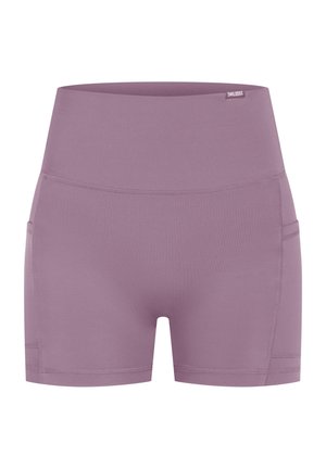 Pantalones cortos deportivos morados con una cinturilla alta, que cuentan con bolsillos laterales y una tela suave y texturizada. Detalle de costura a lo largo del dobladillo.