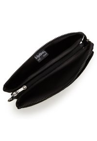 Schwarze Reißverschluss-Brieftasche von Kipling mit zwei Fächern, glattem Innenfutter und Logoschriftzug. Verfügt über einen strapazierfähigen Reißverschluss und ein elegantes Design.