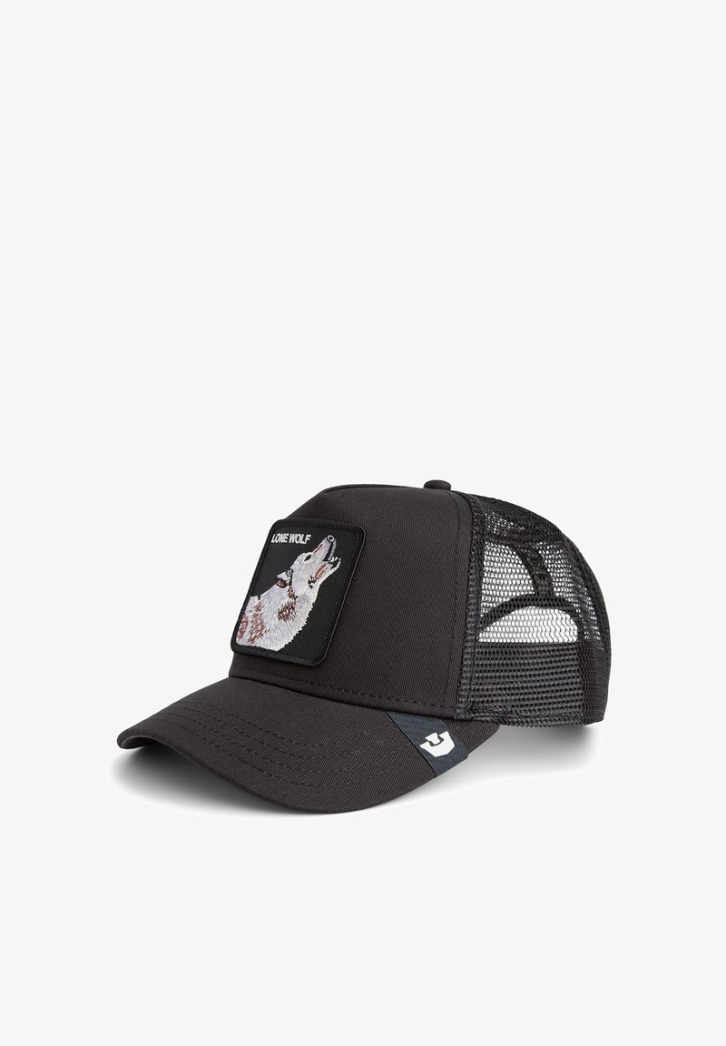 Cappellino nero con visiera curvata, parte posteriore in rete e una toppa quadrata ricamata di un lupo ululante, etichettato "LONE WOLF". Design testurizzato e strutturato.