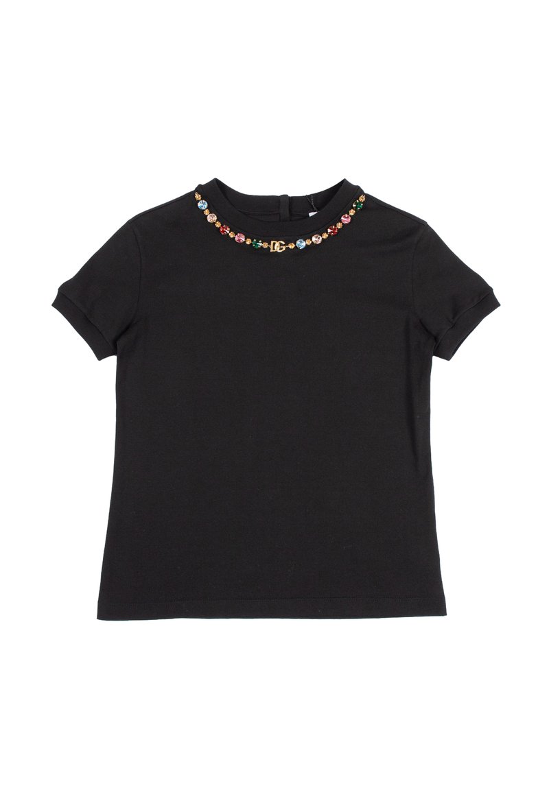 Maglietta nera a maniche corte con scollo rotondo, caratterizzata da un ornamento di perline multicolori lungo il colletto e una chiusura a zip sul retro.