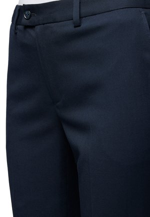Granatowe, dopasowane spodnie wykonane z gładkiego materiału, z pojedynczym zapięciem na guzik i płaskim przodem, z bocznymi kieszeniami dla praktyczności.