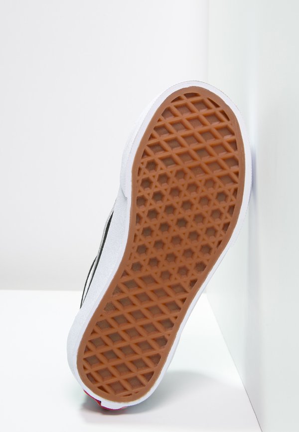 OLD SKOOL  - Trainers2