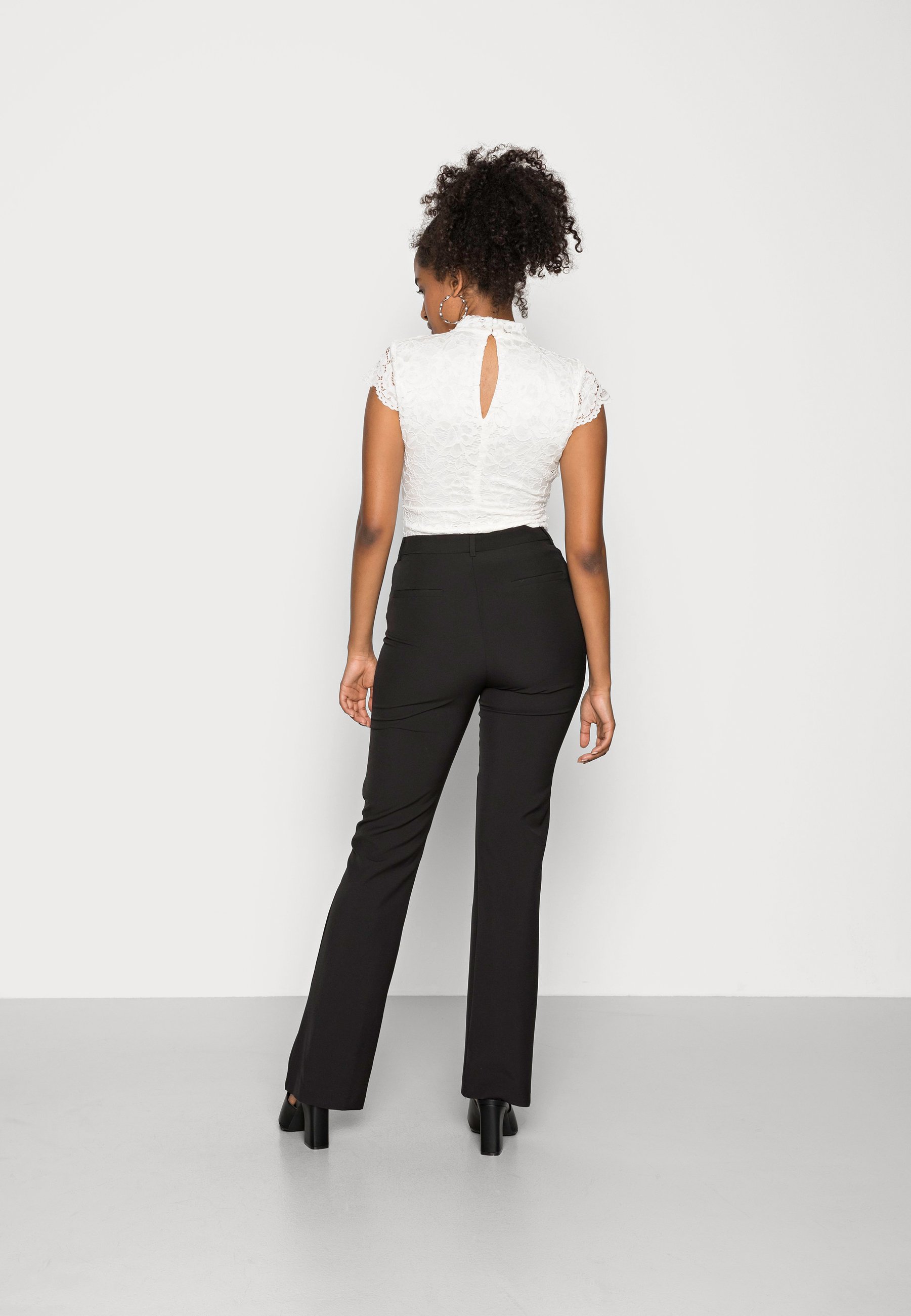 Moves SASSY - Trousers - black 