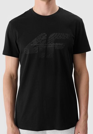 - T-shirt z nadrukiem