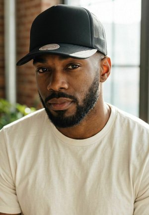 Mitchell & Ness, TRUCKER CLASSIC BLANK - Pet - black