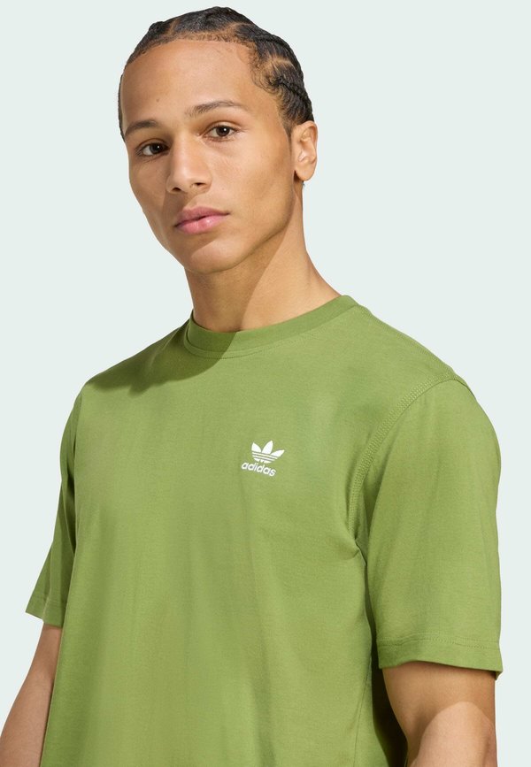 TREFOIL ESS TEE - Basic T-shirt - tech olive2