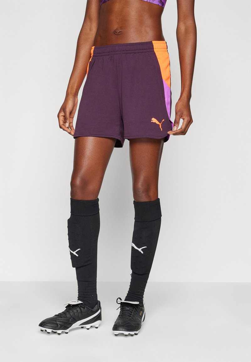 Puma INDIVIDUALBLAZE SHORTS - Calções desportivos - midnight plum